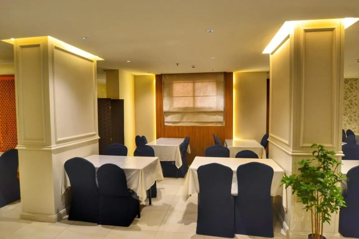 Alzaer Almutamyez Ajyad Hotel Mecca