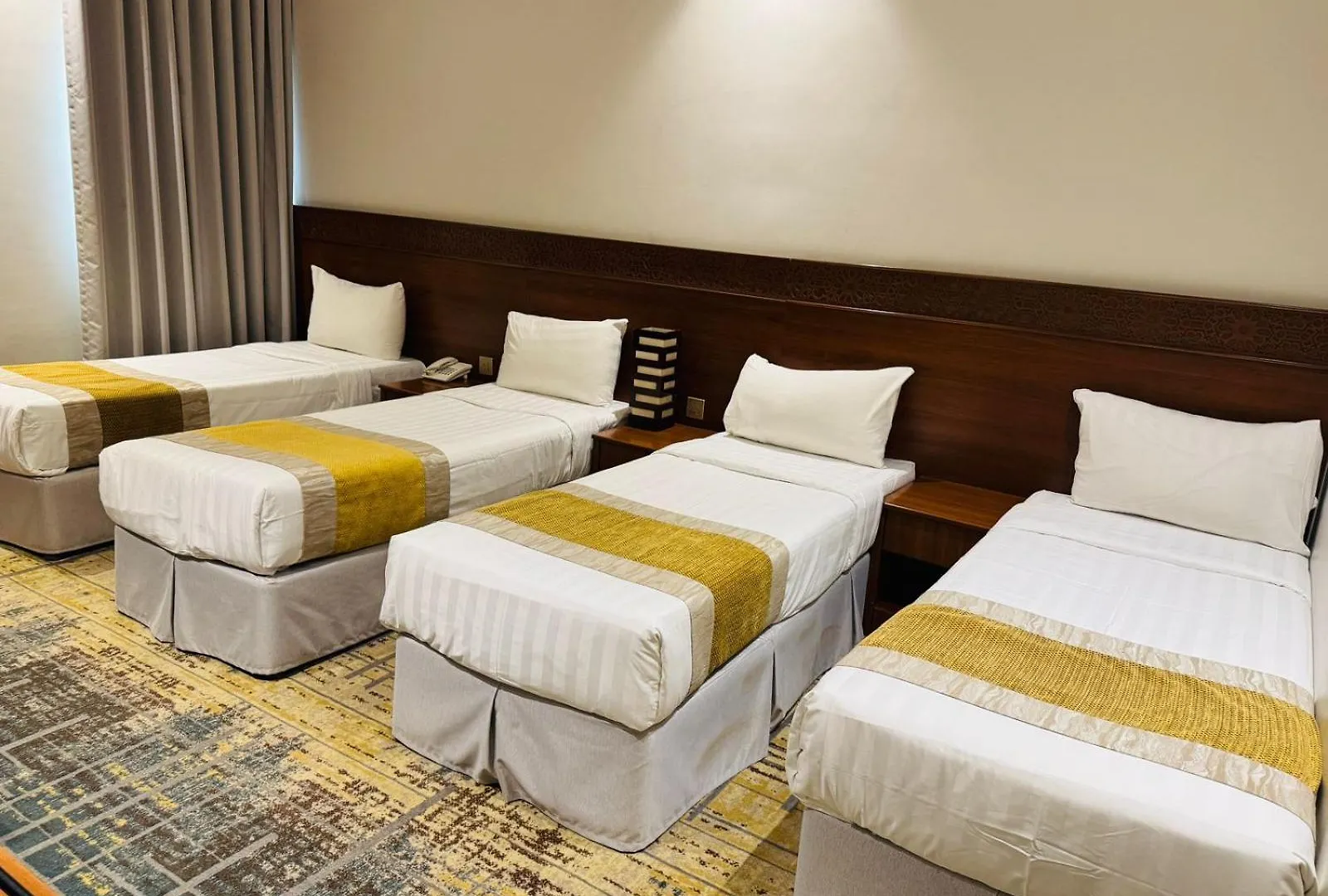 Alzaer Almutamyez Ajyad Hotel Mecca Saudi Arabia